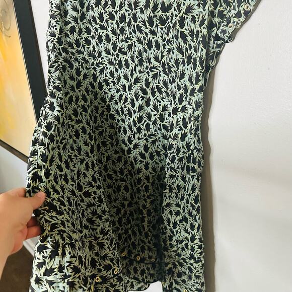 DEREK LAM 10 Crosby Green Black Leaf Printed V Neck Grommet Mini Dress Size 12 - Picture 8 of 14